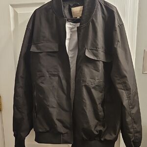 Hudson & Barrow XL Men's Black Bomber Jacket. Lightweight
